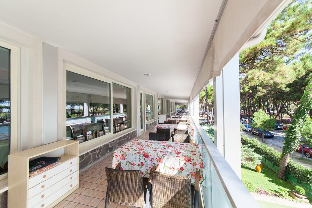 Hotel Sahara Milano Marittima Exterior photo