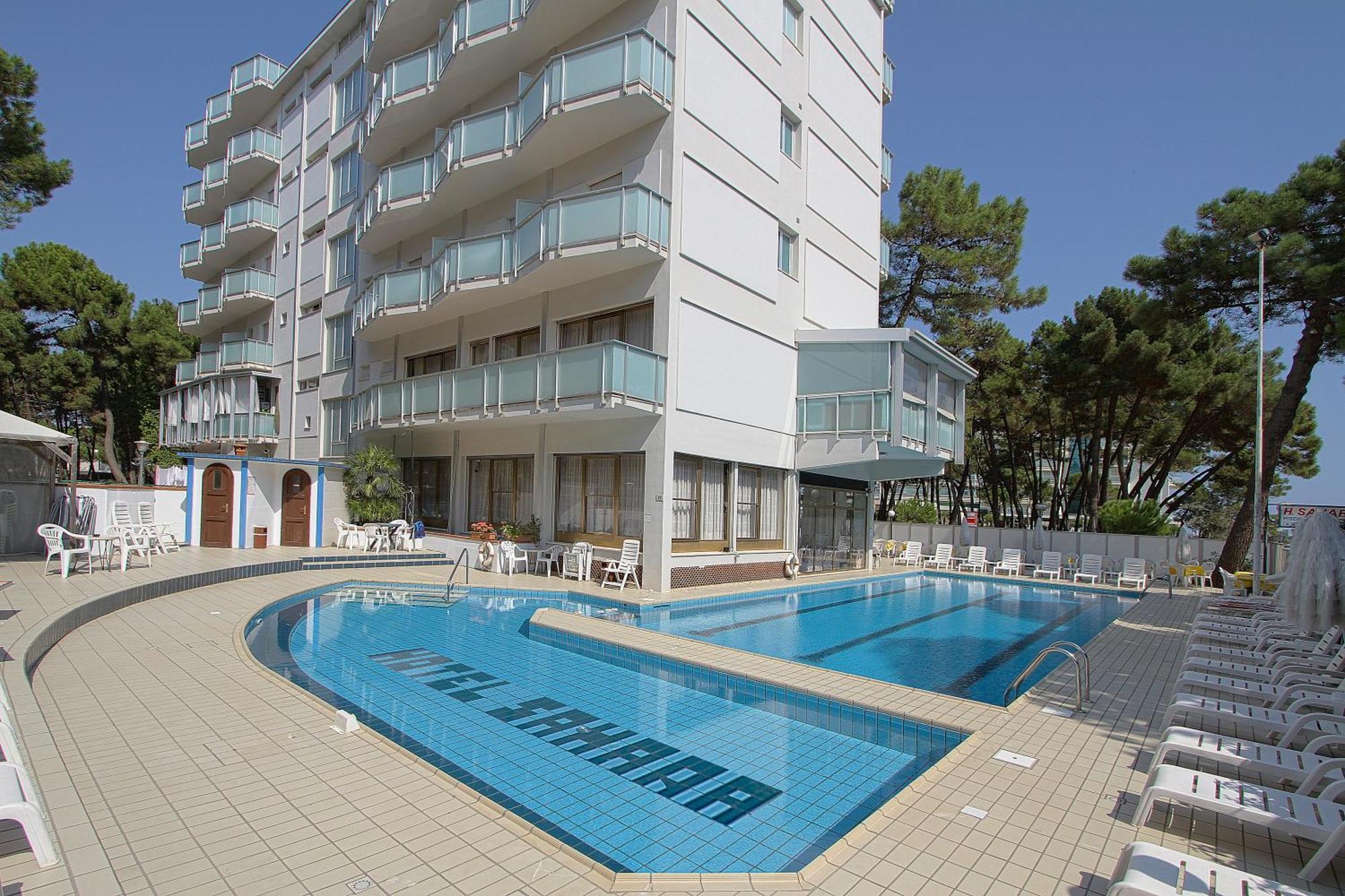 Hotel Sahara Milano Marittima Exterior photo
