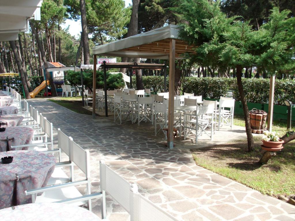 Hotel Sahara Milano Marittima Exterior photo